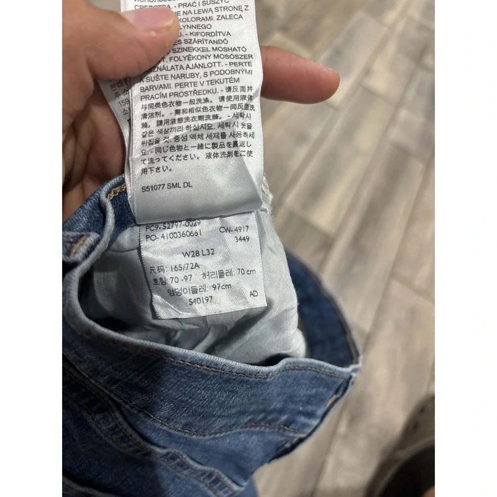 Levi's 720 High Rise Super Skinny Jeans Women's Size 28 Distressed Raw Hem Blue